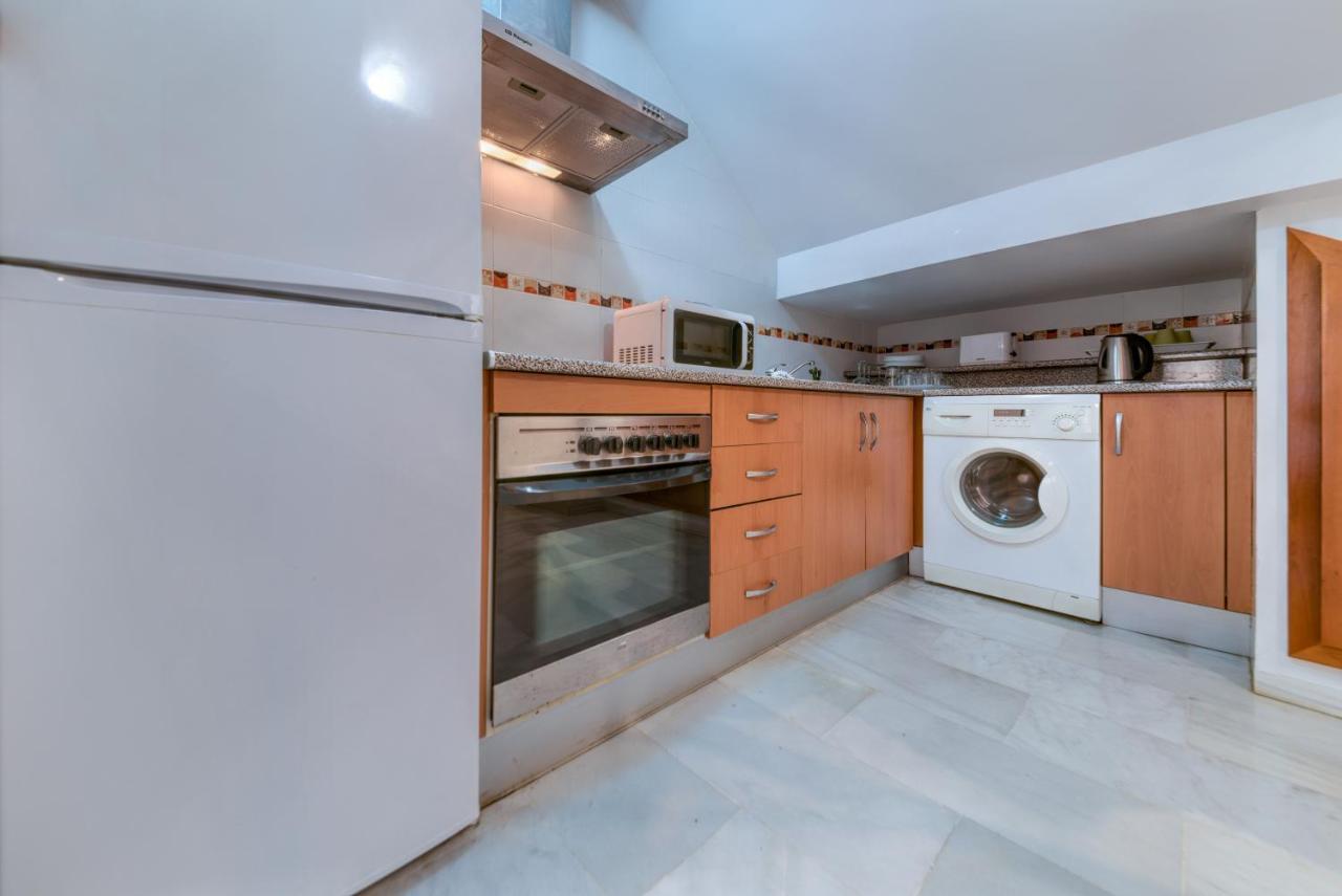 Novam Duplex Apartment Malaga Bagian luar foto