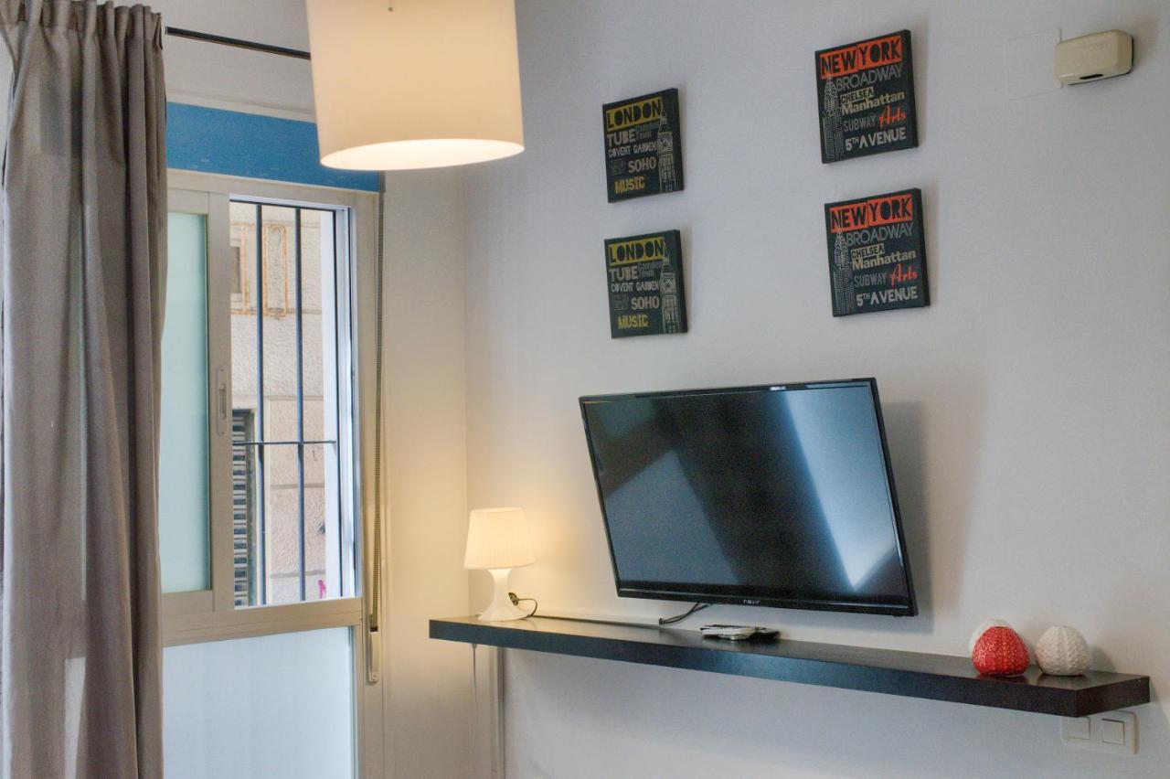 Novam Duplex Apartment Malaga Bagian luar foto